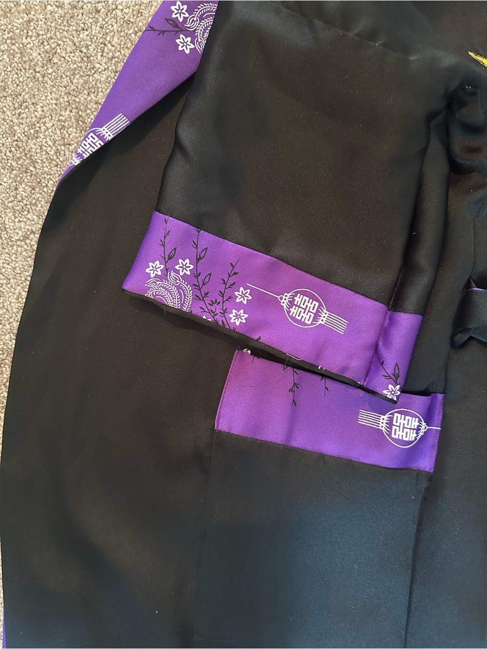 Asian-Inspired Reversible Satin Robe - Picture 3 of 4